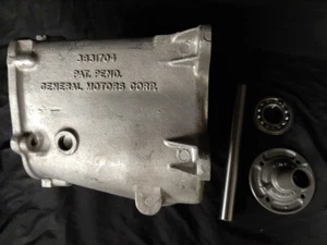 1963 Muncie 3831704 -  Case, Bearing, Bearing Retainer,  1" Countershaft 3831702 - Bild 1 von 10