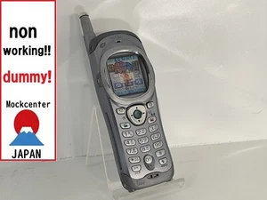 【Factice !】 Téléphone portable CASIO C452CA G-shock au-Japan (couleur argent) qui ne fonctionne pas - Photo 1 sur 2