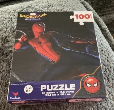 Dos rompecabezas de Spider-Man 100 piezas cada uno sellado uno sin sellar Foto 1 de 2