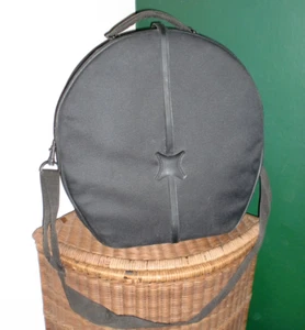 Wochenend Reisetasche Reisegepäck schwarz abgerundet leicht Urlaub 80er Vintage Reißverschluss - Bild 1 von 16