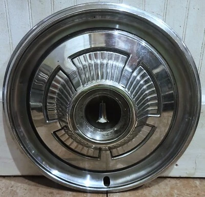 (1) Cubierta de rueda tapacubos vintage OEM 1966 Plymouth Fury Belvedere 14" #0C 2781541 Foto 1 de 4