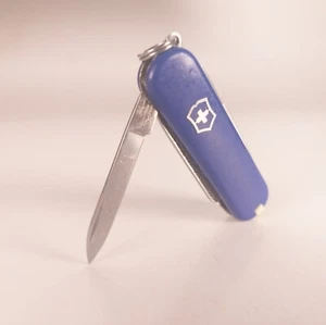 Swiss Army Knife Victorinox 58mm Classic SD Pocket Knife Blue - Picture 1 of 5