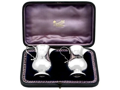 Par de jarras de crema de plata esterlina antiguas victorianas Foto 1 de 4