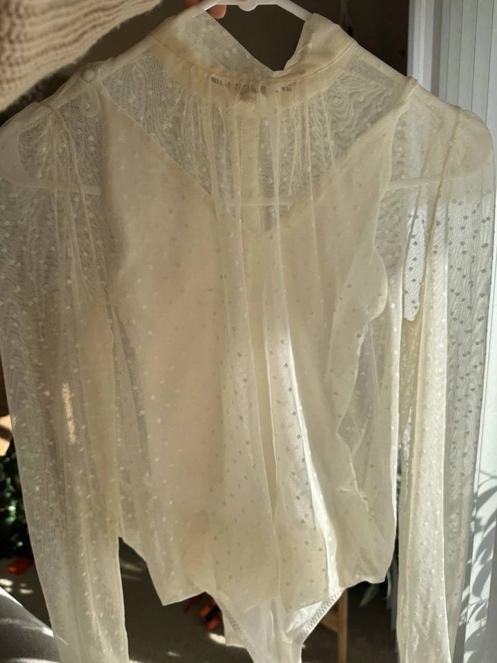 Женский кружевной боди с длинным рукавом Free People день ночь блузка цвета слоновой кости размер XS - Изображение 1 из 4