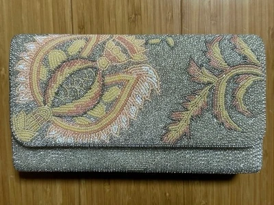 bolso clutch bordado cuentas Foto 1 de 4