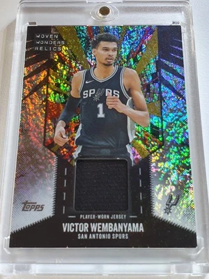 Camiseta 2025 Topps Victor Wembanyama #PATCH GLITTER FOIL usada em jogos - Rara - Imagem 1 de 3