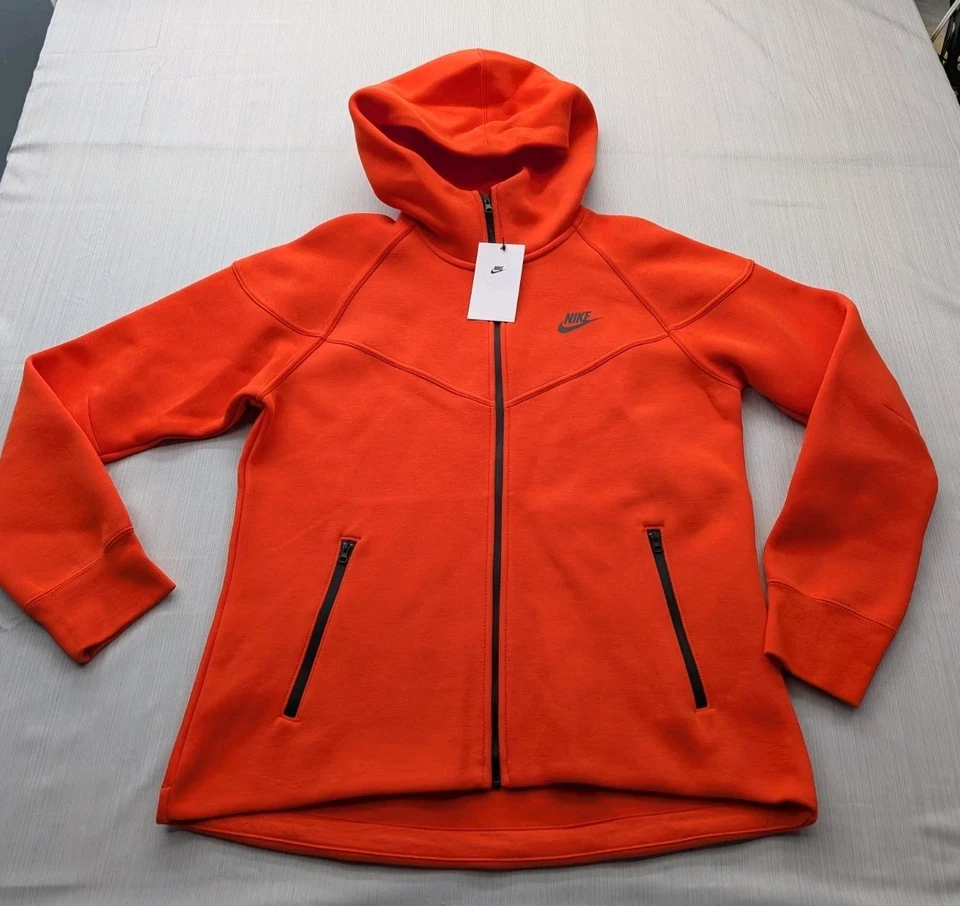 Nike Tech Fleece Women’s Windrunner Hoodie Ember Orange FB8338-814 Medium