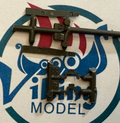 MPC 1-4408 F-105G Thunderchief Piezas Nariz Engranaje Puertas Foto 1 de 2