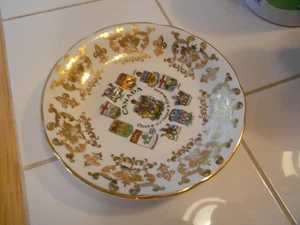 VINTAGE CANADA COAT OF ARMS & EMBLEMS PLATE/SAUCER-BY PARAGON-EXCELLENT - Picture 1 of 3