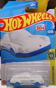 Hot Wheels Porsche 911 Carrera Key Chain (Experimotors) White & Blue 2024 - Picture 1 of 1
