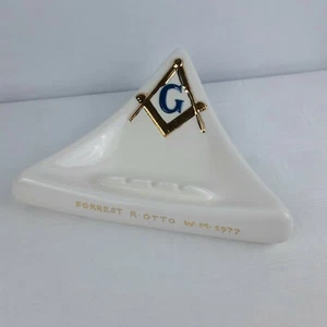 VTG 70s Masonic Free Mason Triangular Ceramic Ashtray w/ Names by Atlantic Mold - Picture 1 of 10