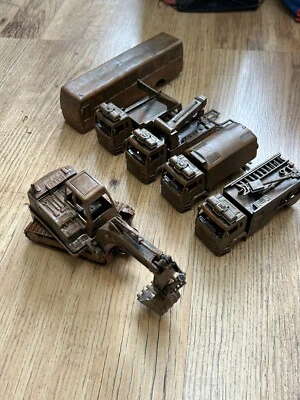 Veículos Warhammer Etc Custom Terrain Burnt Out Grot Orky veículos saqueados - Imagem 1 de 4