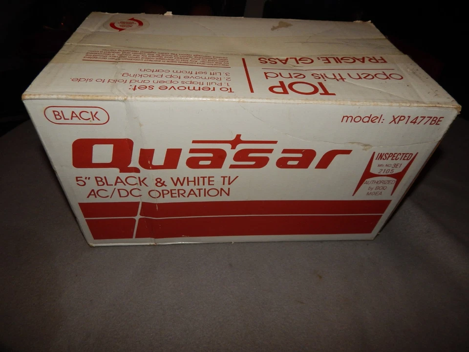 Vintage NOS Quasar XP1477BE 5" Black & White AC/DC TV Estate Find - Image 1 of 4