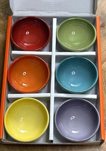 RAINBOW Set of 6 Pinch Bowls Le Creuset Stoneware NIB Multicolor Dessert Fruit - Picture 1 of 12
