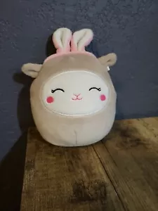 Peluche Squishmallow 5” Agnello Sophie con Orecchie Coniglietto Pasqua Kellytoy - Foto 1 di 4