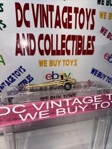 CORGI 107 BATBOAT TRAILER ONLY, 1ST ISSUE, METAL HUBS TYRES, NO BOAT Nice L@@K - Picture 1 of 13