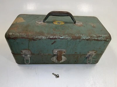 Vintage Simonsen Metal Products Co. Tackle Tool Box 2 Tray With Key! Rustic - Image 1 of 4