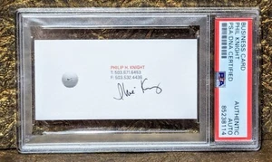 Tarjeta de visita firmada con autógrafo por Phil Knight PSA Nike GOLF - Imagen 1 de 2