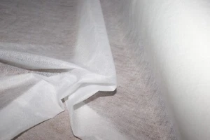 2m Lots 88cm wide - Light Weight Iron On Fusing / Interfacing, WHITE - Bild 1 von 6