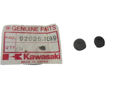 Cuñas NOS Kawasaki 2.45T 80-83 KZ750 84 KZ700 77-83 KZ650 92025-1099 Cantidad 2 Foto 1 de 4