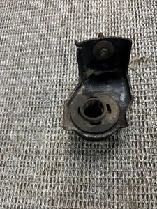 lincoln town car upper bracket radiator left side 1997  - Picture 1 of 14