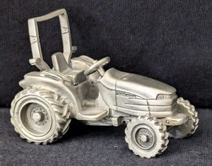 Vtg. 2000 New Holland Pewter 1/43 Scale 33D BOOMER Tractor "NICE" - Picture 1 of 5