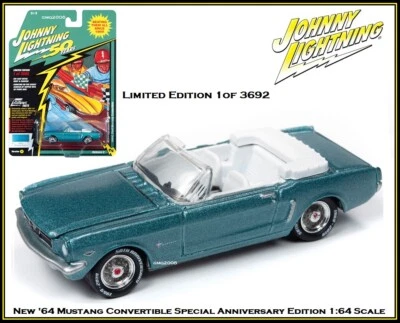 Coche diecast Johnny Lightning escala 1/64 Ford Mustang convertible JLCG020A Foto 1 de 3
