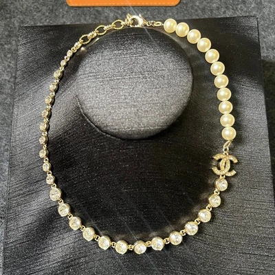 100% подлинный Chanel бриллиант и жемчуг CC логотип ожерелье - Изображение 1 из 4
