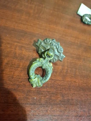 拯救黄铜古董戒指抽屉拉手带背板 — 第 1/4 张图片