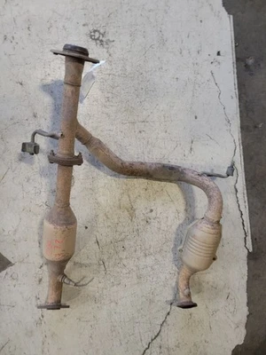 2013-2015 Toyota Tacoma 4.0L 4wd tubo de escape dianteiro inferior 17410-0P400 - Imagem 1 de 4