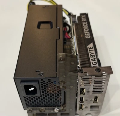 Thunderbolt 5 eGPU Nvidia RTX 5060 - Image 1 of 4