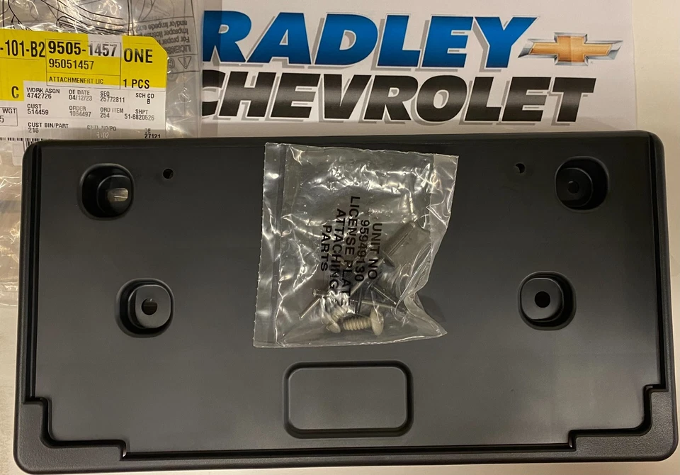 NOVA GRADE DE PARA-CHOQUE DIANTEIRO GM OEM 11-14 CHEVY CRUZE - SUPORTE DE LICENÇA GMC 95051457 - Imagem 1 de 1