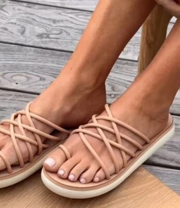 NWB Women’s Beek Peep Sandals in Beach Size 8 - Picture 1 of 7