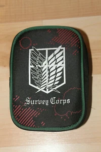 Attack on Titan Multi Pouch with Carabiner Survey Corps Opened - Picture 1 of 1