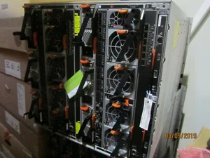 8721A1U - IBM Flex System Chassis w/ 2x 49Y4273- EN4093 10Gb + 2 x 69Y1933 FC - Picture 1 of 4