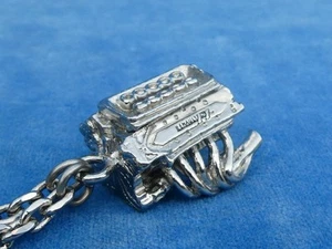 CUTE Cute RARE TOP ++ 3D key ring - Renault F1 - Picture 1 of 8