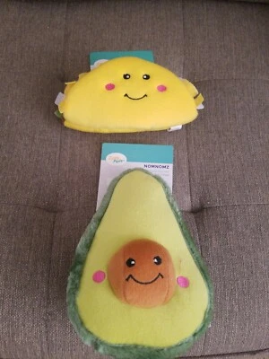 Zippy Paws - NomNomz  Avocado or Taco - Image 1 of 4