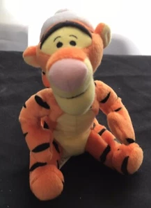 Tigger 8" Plush Beanie Santa Hat By Mattel Stuffed Animal - Picture 1 of 3
