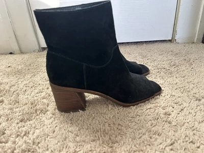 Botín Lucky Brand Ryemi Peep Toe, para mujer talla 9 M, negro Foto 1 de 4