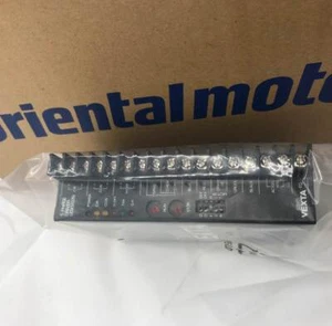 One New VEXTA UDX5105 Stepper Driver In Box Expendited Shipping - Picture 1 of 3