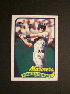 1989 Topps Traded #122T OMAR VIZQUEL (Seattle Mariners) RC - MT! WOW! L@@K! - Picture 1 of 1