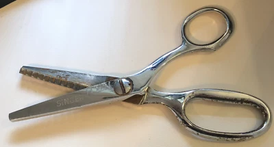 Vintage Singer Pinking Shears Scissors 7" Made in West Germany Good Condition - Image 1 of 4