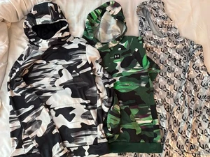 3 Under Armour Hoodies Sz Youth XL - Picture 1 of 4