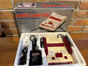 Nintendo Famicom HVC-001 Family Computer Famicom Konsole OVP Gebraucht Retro Spiel - Bild 1 von 13