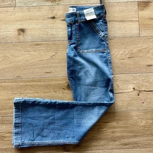 Abercrombie Kids Size 15/16 Girl Youth Jeans Low Rise Medium Wash Boot Cut Jean - Picture 1 of 4