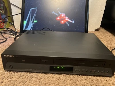 Samsung VCR DVD Combo DVD-V9700 HDMI Reproductor VHS Sin Control Remoto PROBADO Y FUNCIONA MUY BIEN Foto 1 de 4