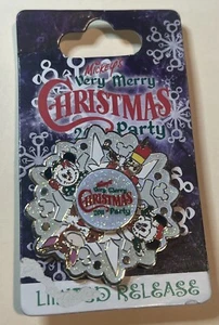2011 Disney World Parks Mickey's Very Merry Christmas Party Pin Limited Release - Picture 1 of 24