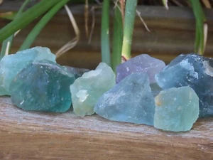 3 piezas cristales de fluorita ásperos y crudos naturales de 30-40 mm de largo - Imagen 1 de 12