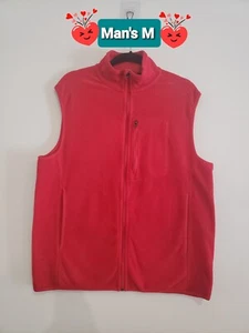 Field & Stream Man's Fleece Red Veat ( M) - Picture 1 of 5