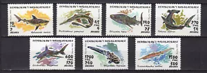 Madagascar République Malgache 1993 requins série 7 timbres MNH /TE4934 - Picture 1 of 1